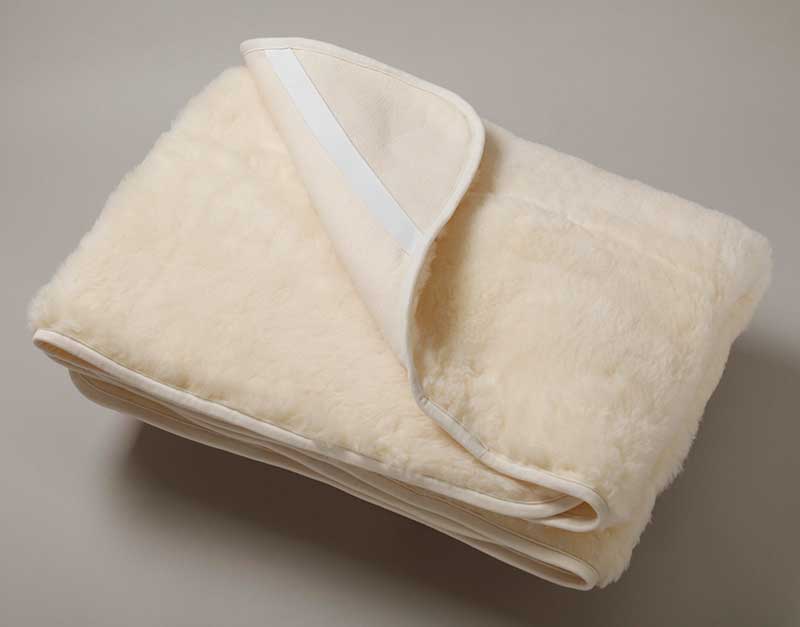 タクトコーポレーション メリノン 羊敷き毛布 セミダブル