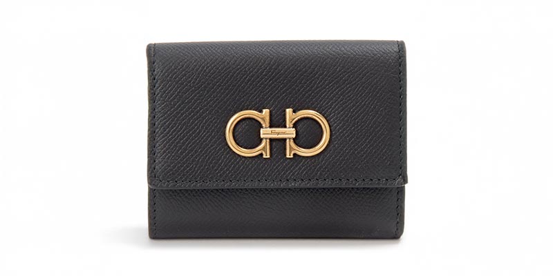 SalvatoreFerragamo サルヴァトーレフェラガモ 三つ折り財布