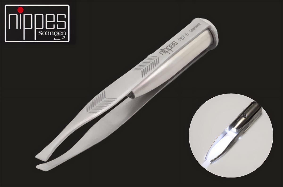 NIPPES ドイツ製 ネイルケアセット 1セット（爪切り、爪ヤスリ、LEDライト付きトゲ抜き各1個）