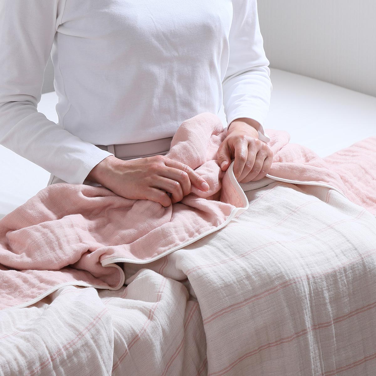 nishikawa hauu（はう） <日本製>6重ガーゼケット