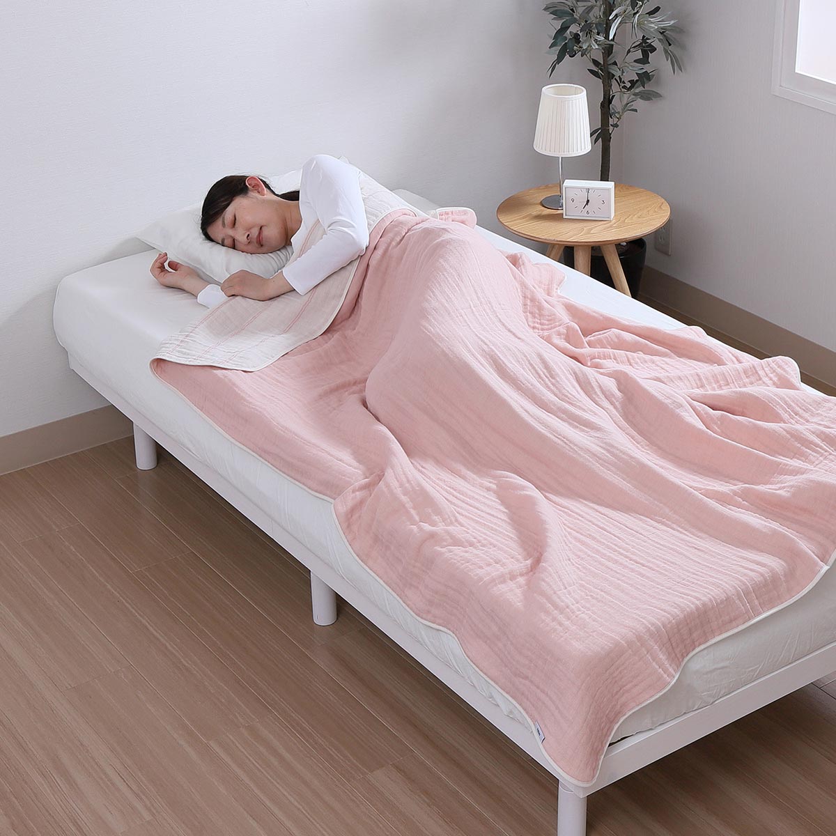 nishikawa hauu（はう） <日本製>6重ガーゼケット