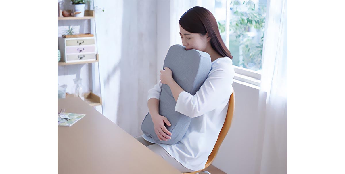nishikawa konemuri＋ こねむり パワーナップピロー「Mini hug」 おひるね枕