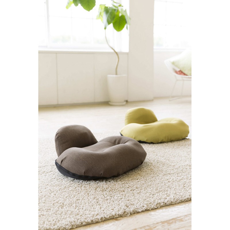 座ってもたれるだけで腹筋プルプル