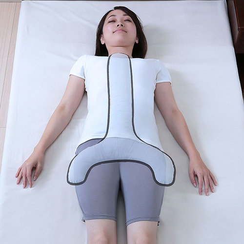 ガマカ工業 消臭炭わた 背中ストレッチ枕