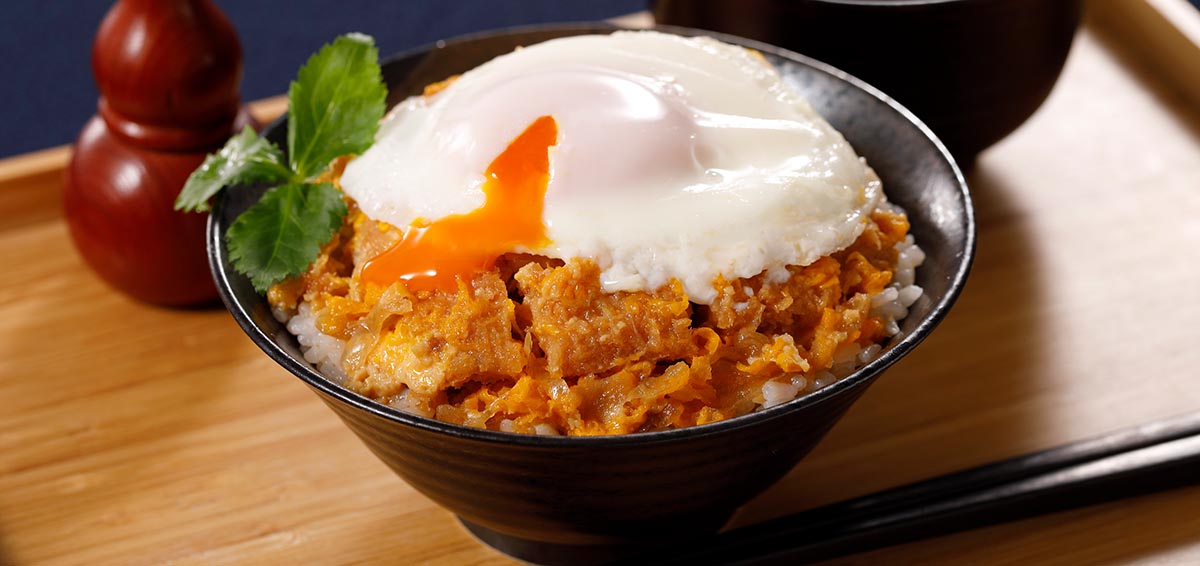 銀座の老舗とんかつ店「銀座梅林」のカツ丼の具が1食660円