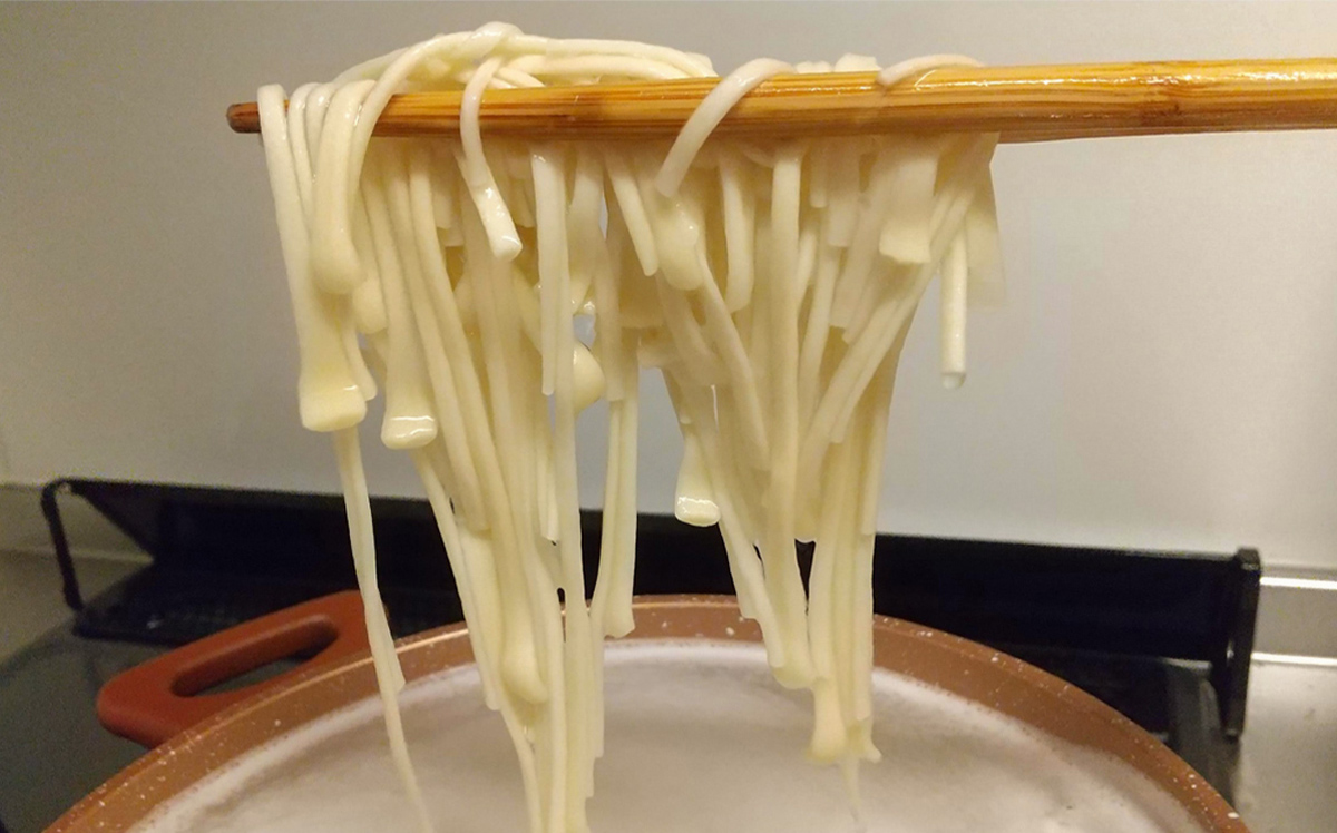 期間限定値下げ!秋田県名産「稲庭うどん」の訳あり品がお買い得