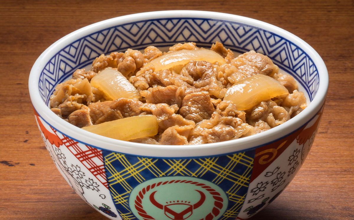 大好評だった数量限定の吉野家牛丼の具「湯呑みセット」が今年も登場!