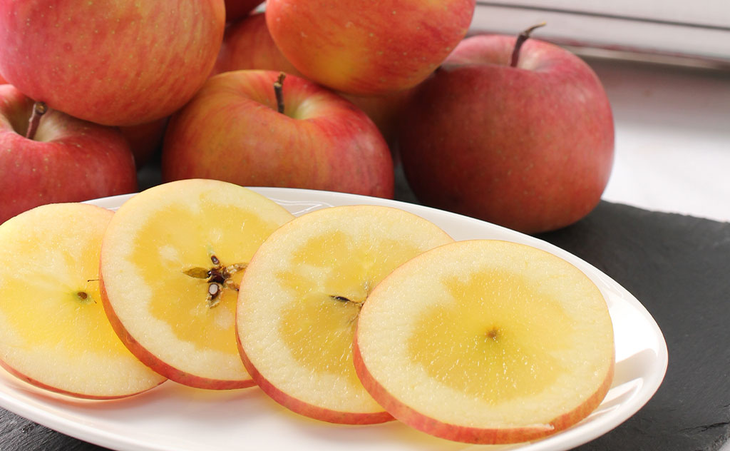 蜜たっぷり！芳醇な香りと甘さの「幻のりんご」を今年も期間限定販売