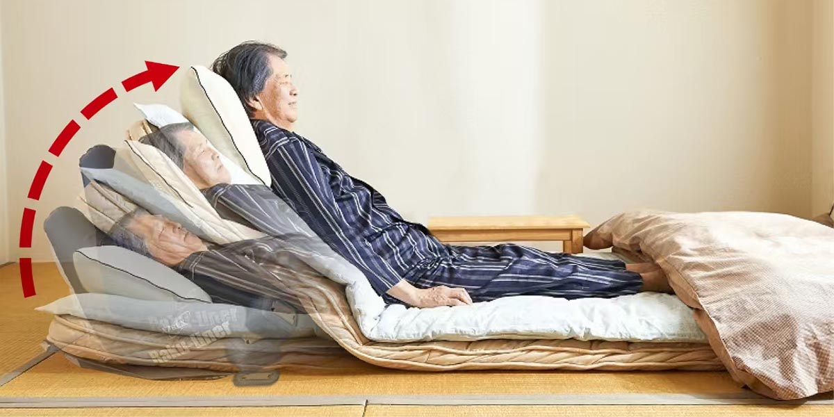 布団の下に敷くだけで“電動ベッド”に!便利な充電式に進化したエアーリクライニングマット