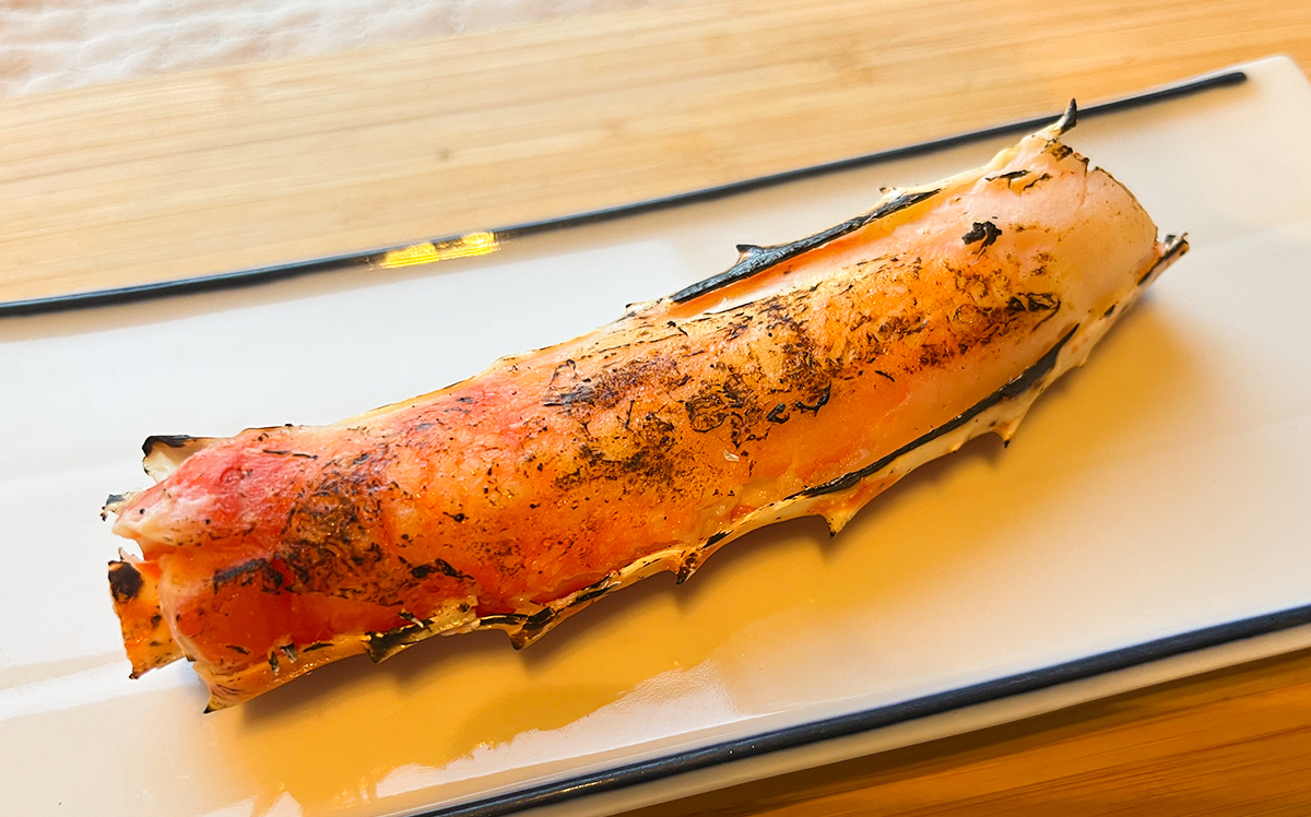 カニの王様「たらばガニ」殻付きだけど簡単に食べられて大満足!