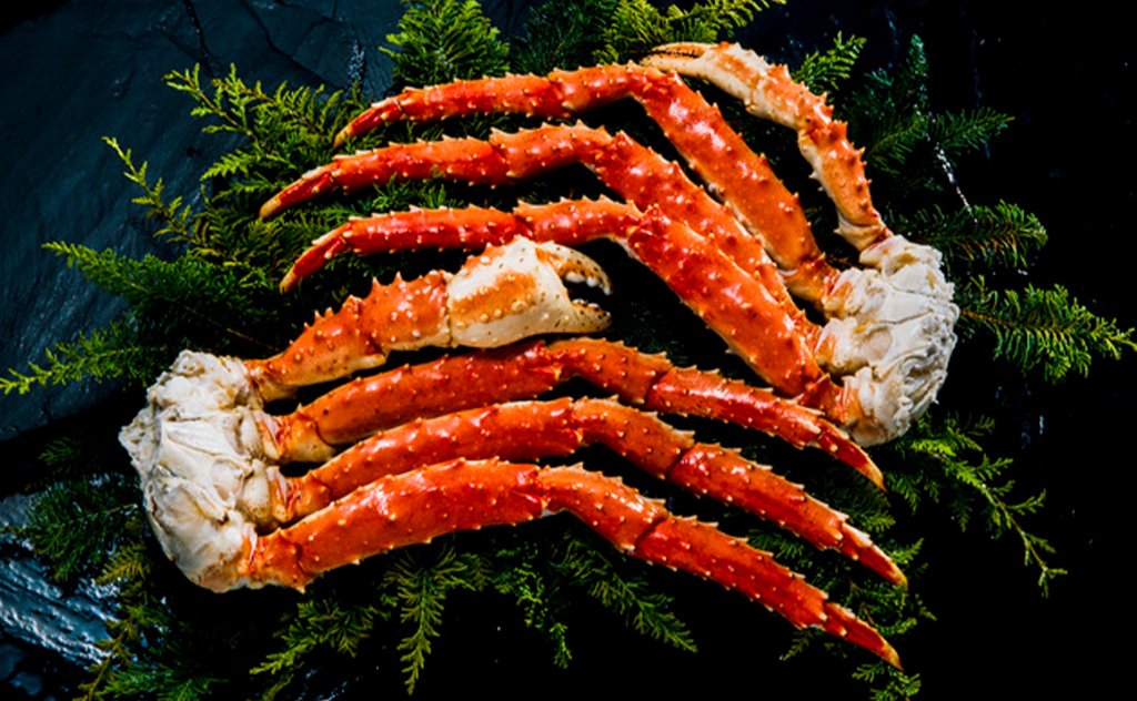 カニの王様「たらばガニ」殻付きだけど簡単に食べられて大満足！