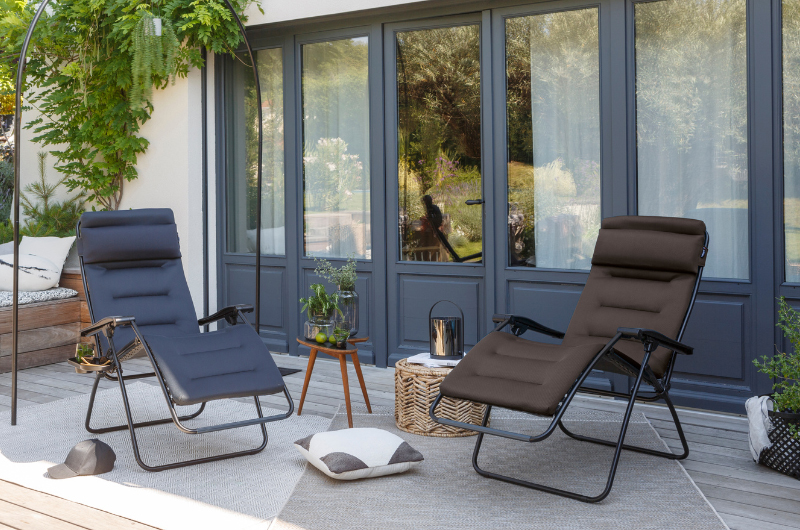 ゆったりくつろげるおすすめリクライニングチェア4選　自宅で極上のリラックスタイムを