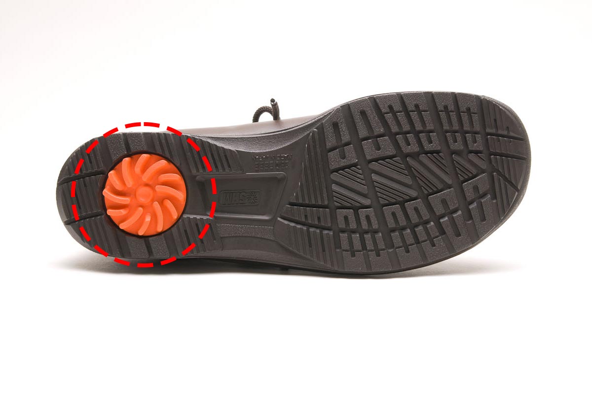 ひざが軽くなれば毎日はもっと楽しくなる！歩くのが好きになる日本製の一足。