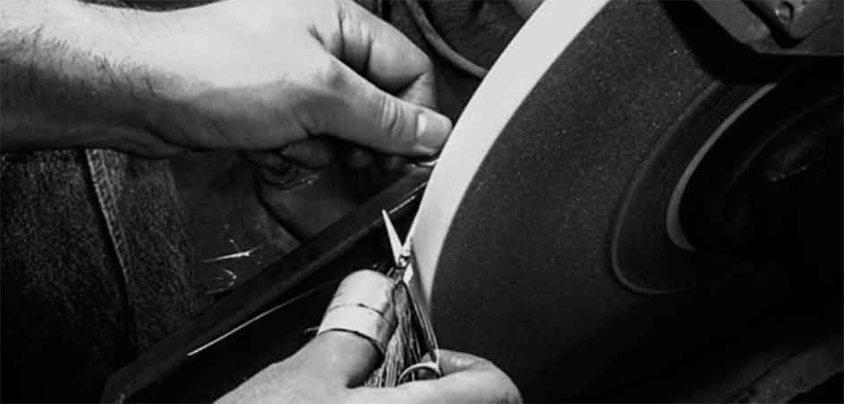 グッとくるデザインと本物の切れ味　薄さ4mm！ドイツ老舗メーカーの超コンパクト爪切り