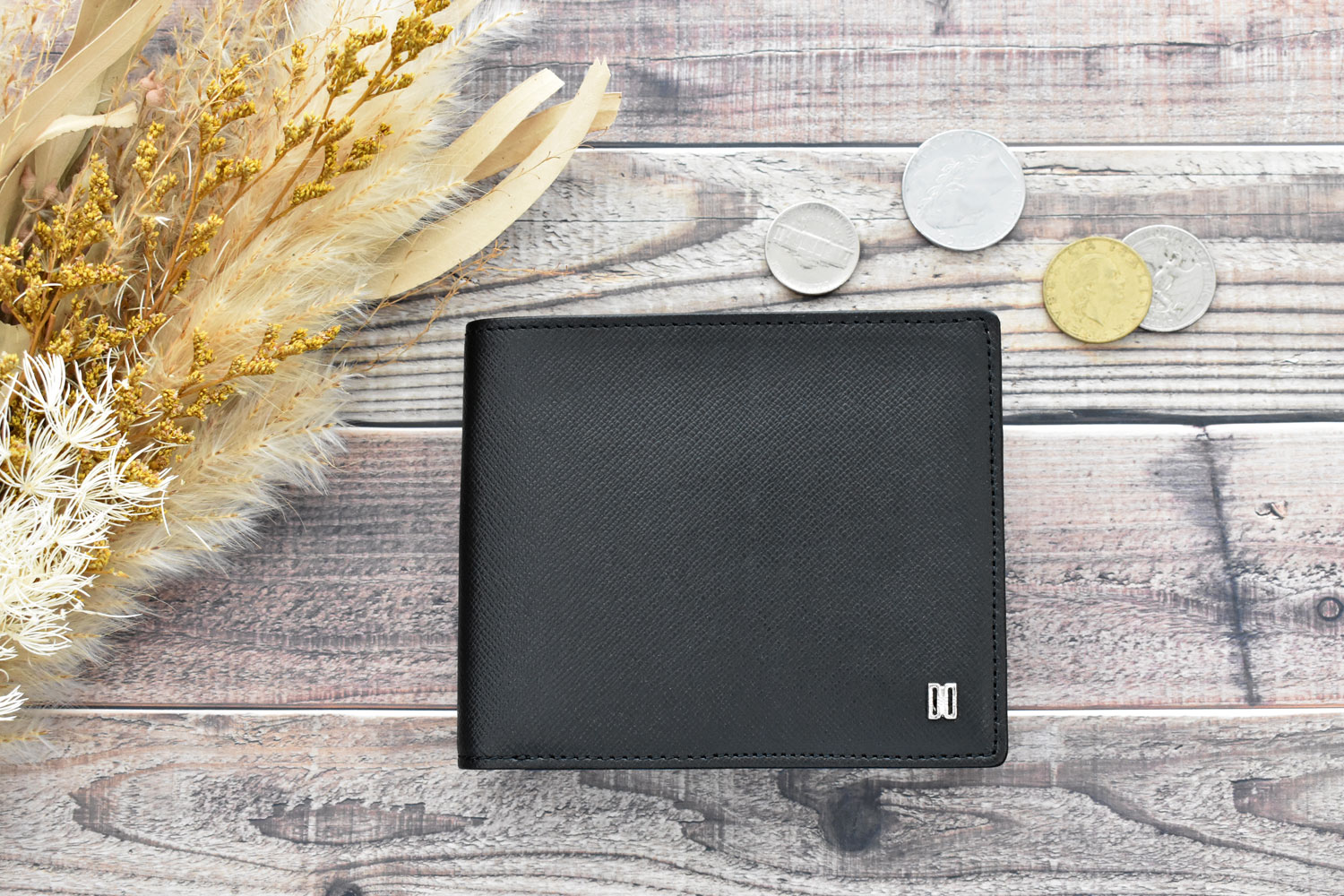 英国王室御用達ブランド「DAKS(ダックス)」に新作「Luster(ラスター)」シリーズの財布各種が登場