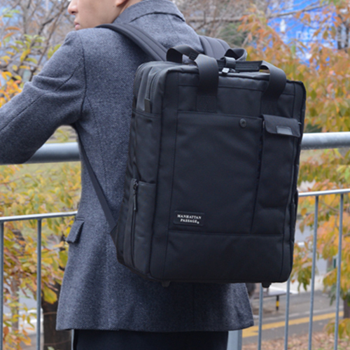 ユ*ラ様 【美品】マンハッタンパッセージ Lux2 ブラックシティーバックパック マンハッタンパッセージ ルクス2 シティバックパック 1個
